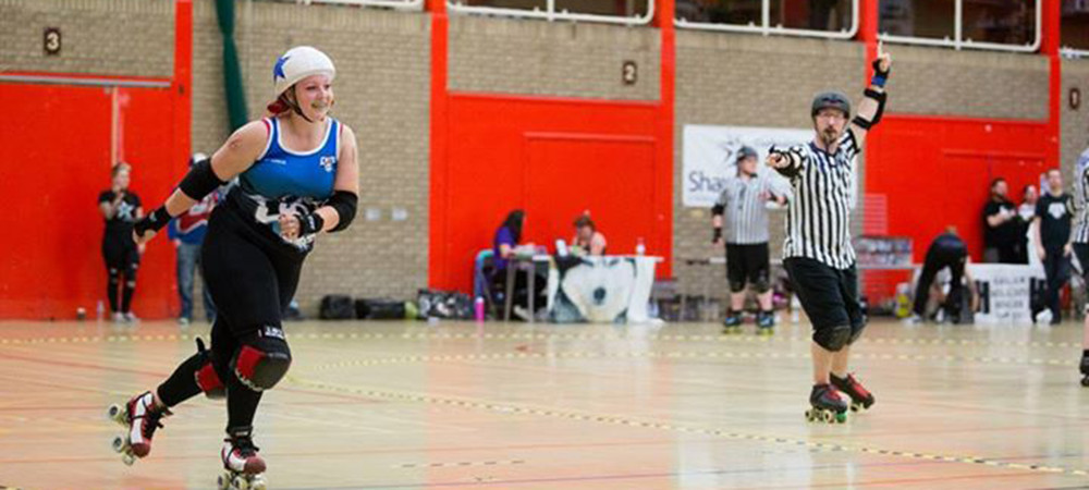 Roller Derby Jammer in action